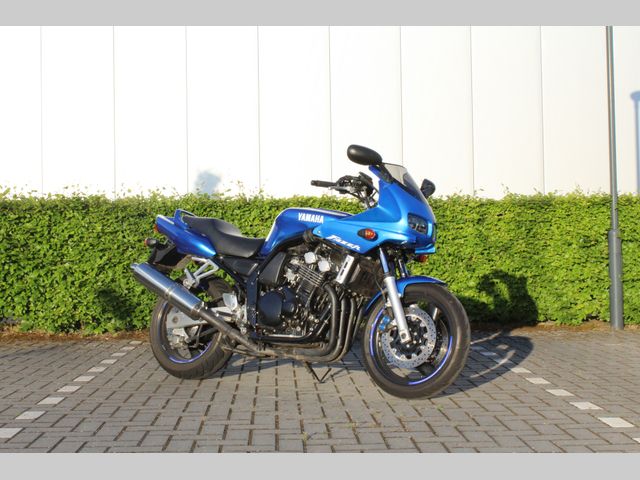 yamaha - fzs-600-fazer