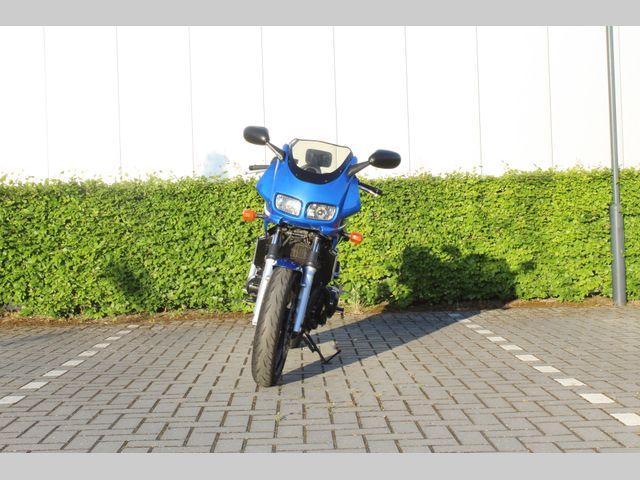 yamaha - fzs-600-fazer