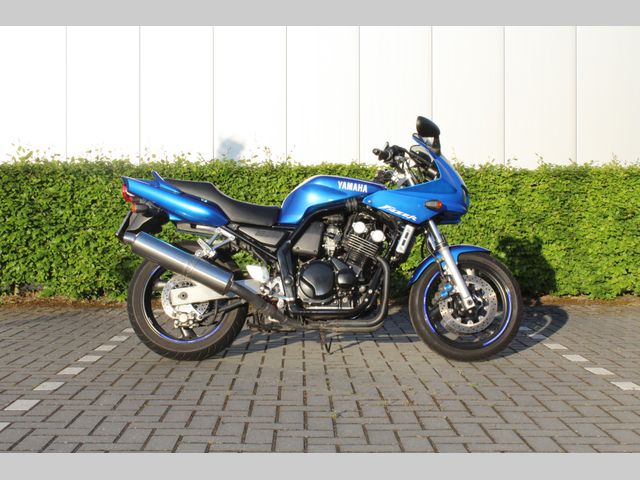 yamaha - fzs-600-fazer