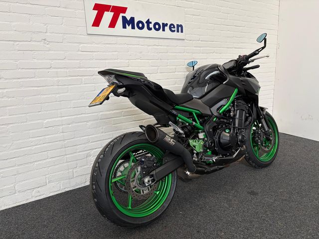 kawasaki - z900