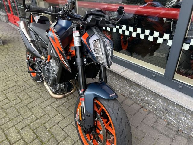 ktm - 890-duke-r