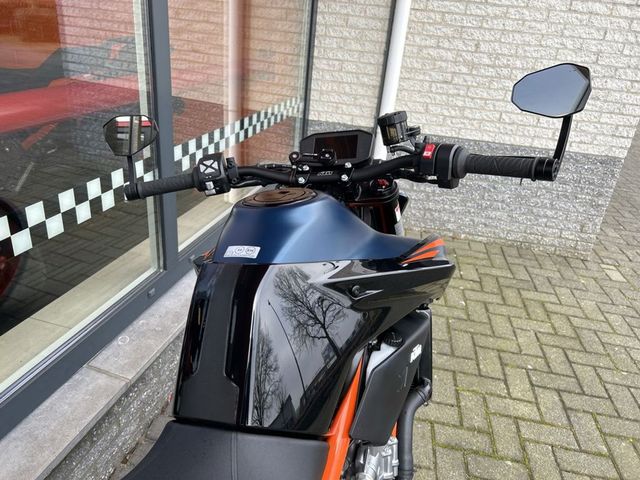 ktm - 890-duke-r