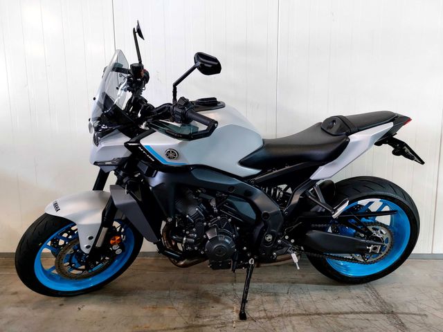 yamaha - mt-09-y-amt