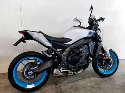 YAMAHA MT 09 Y-AMT – foto 2