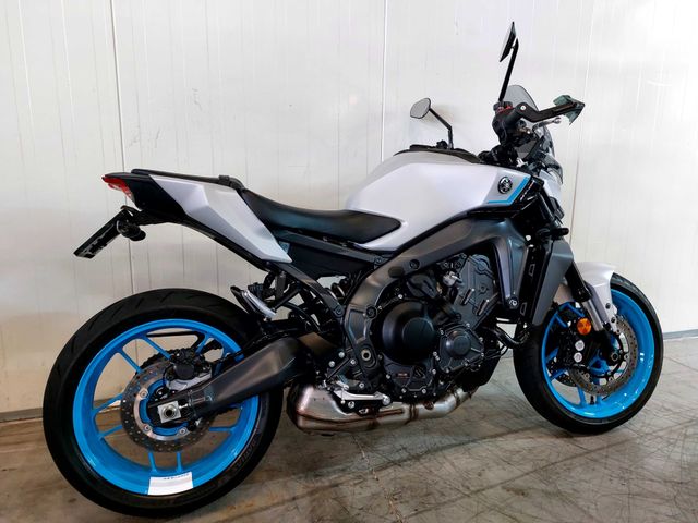 yamaha - mt-09-y-amt