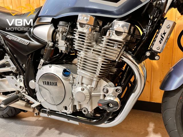 yamaha - xjr-1300