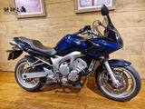 YAMAHA FZS 600 FAZER