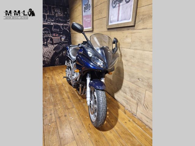 yamaha - fzs-600-fazer