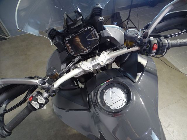 ducati - multistrada-v2-s