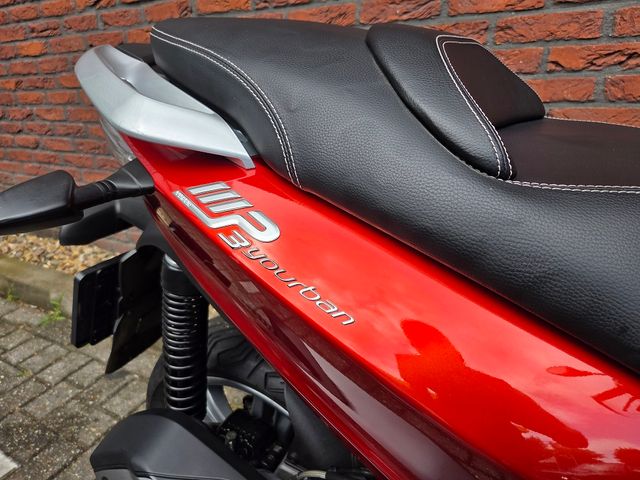 piaggio - mp3-300-yourban