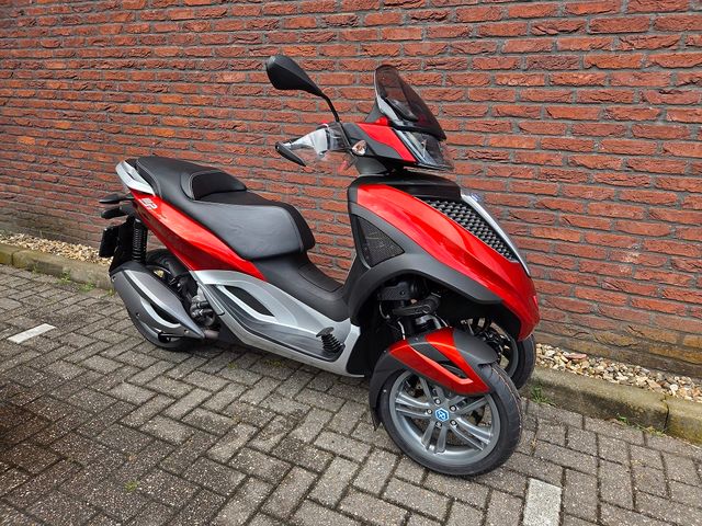 piaggio - mp3-300-yourban