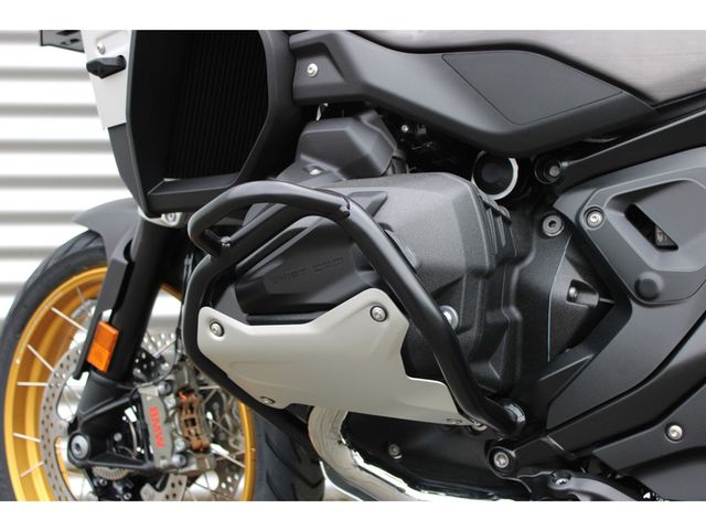 bmw - r-1300-gs-adventure