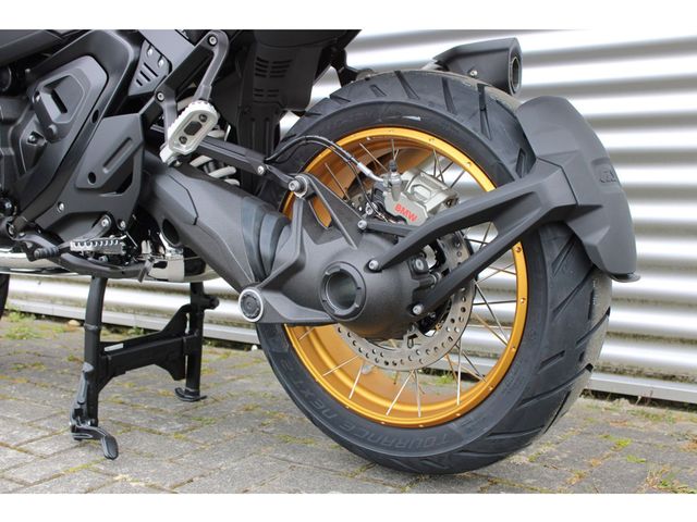 bmw - r-1300-gs-adventure