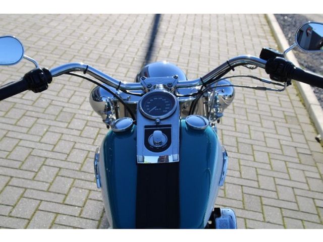 harley-davidson - heritage-softail-classic-flstc