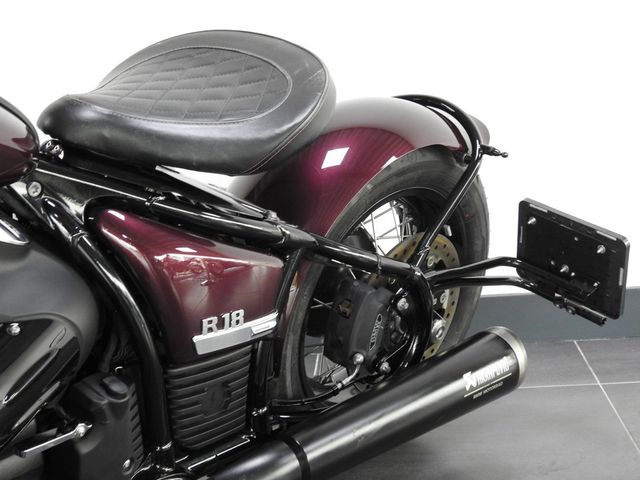 bmw - r-18