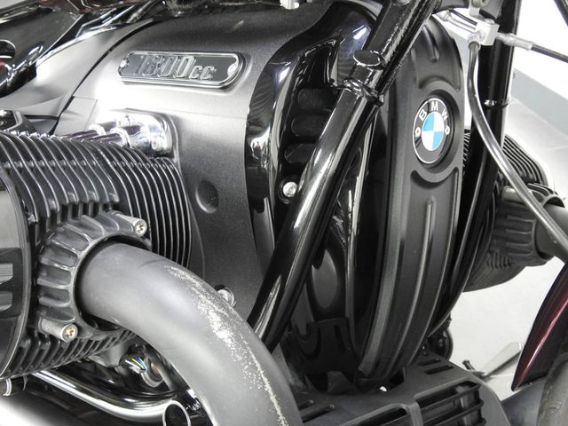 bmw - r-18