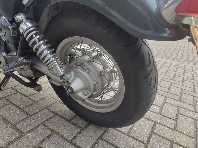 yamaha - xv-750-virago