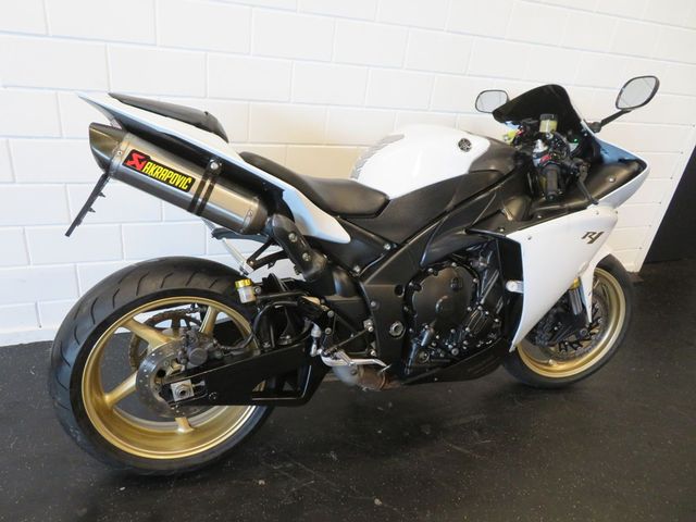 yamaha - yzf-r1