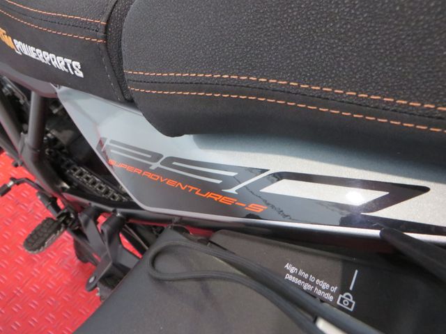 ktm - 1290-super-adventure-s