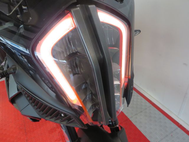 ktm - 1290-super-adventure-s