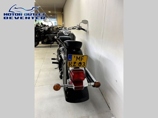 suzuki - vl-800-volusia
