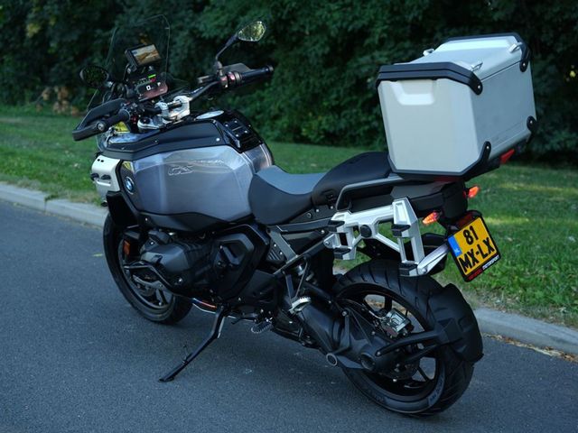 bmw - r-1300-gs-adventure