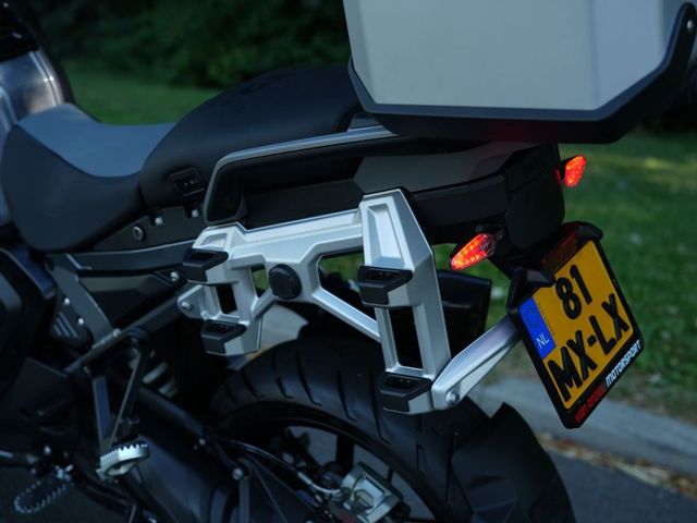 bmw - r-1300-gs-adventure