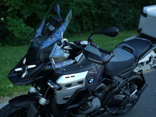 bmw - r-1300-gs-adventure