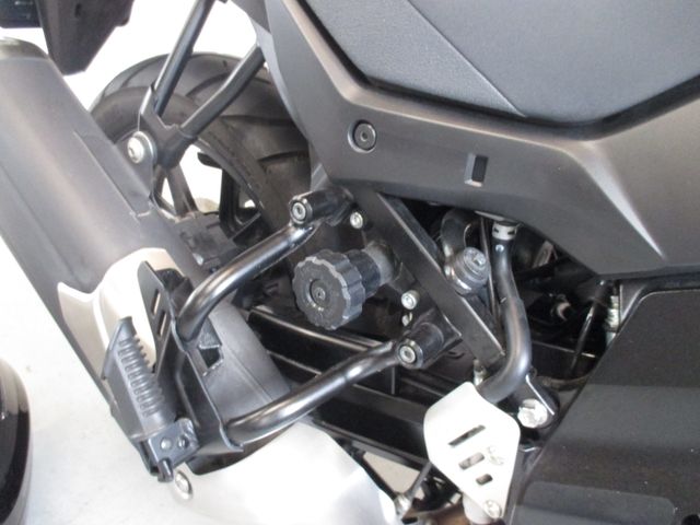 suzuki - v-strom-650-a