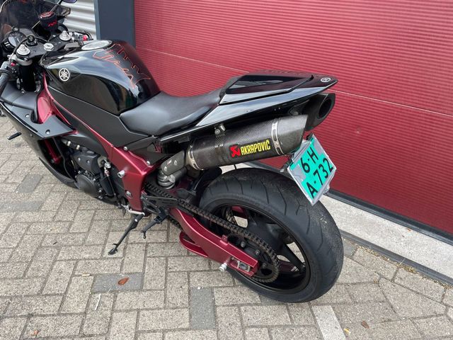 yamaha - yzf-r1
