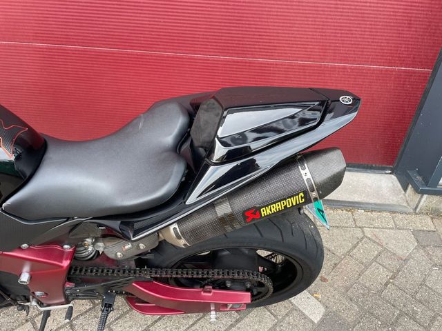 yamaha - yzf-r1
