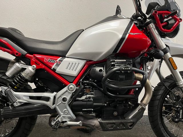moto-guzzi - v-85-tt