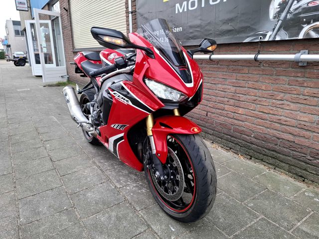 honda - cbr-1000-rr-fireblade-c-abs