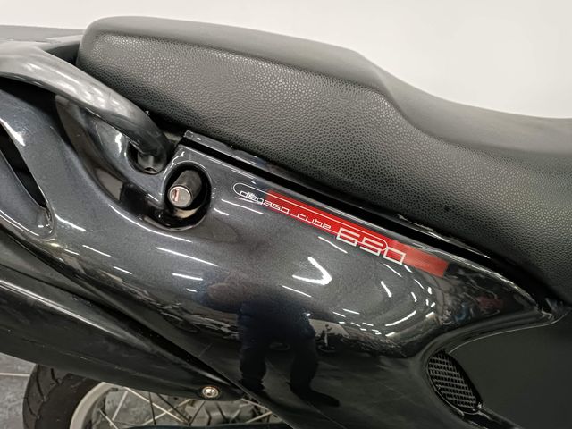aprilia - pegaso-650