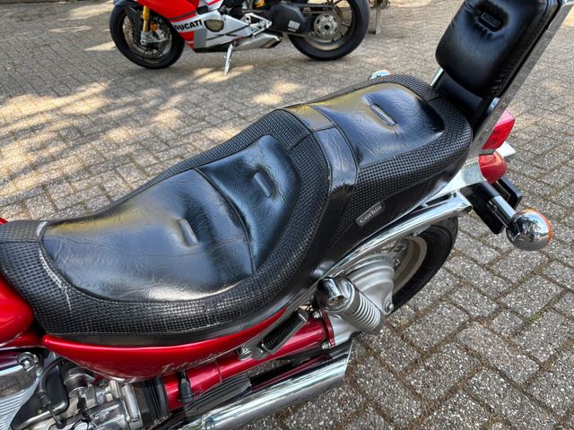 suzuki - vs-800-intruder