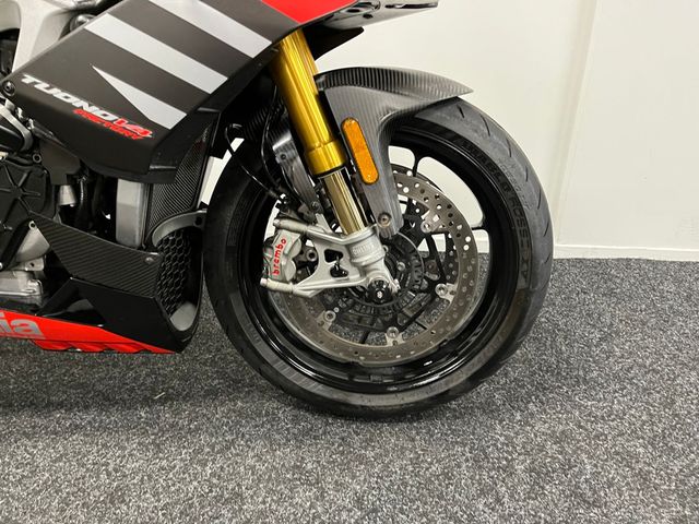 aprilia - tuono--v4-1100-factory