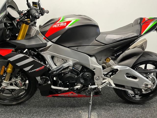 aprilia - tuono--v4-1100-factory
