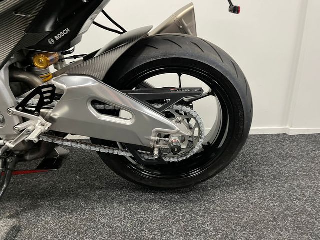 aprilia - tuono--v4-1100-factory