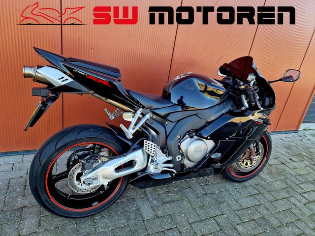 honda - cbr-1000-rr-fireblade