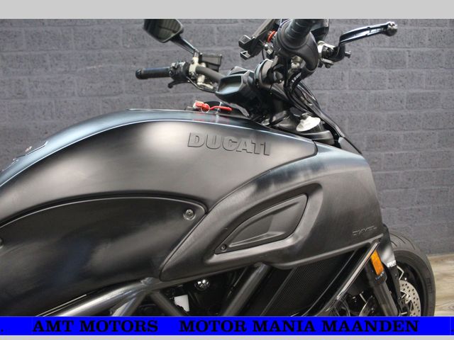 ducati - diavel