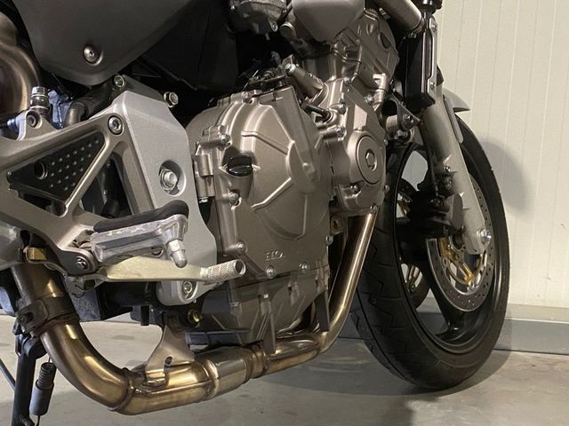 honda - cb-600-s-tophalf