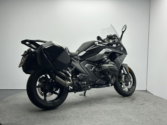 bmw - r-1300-rs