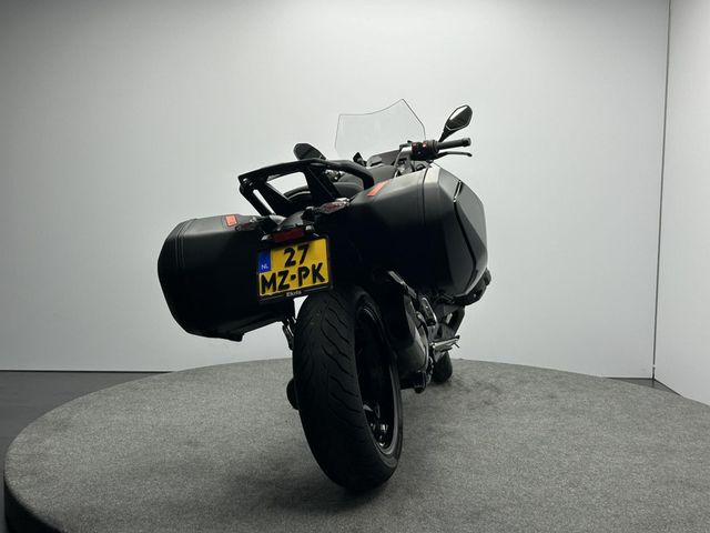 bmw - r-1300-rs