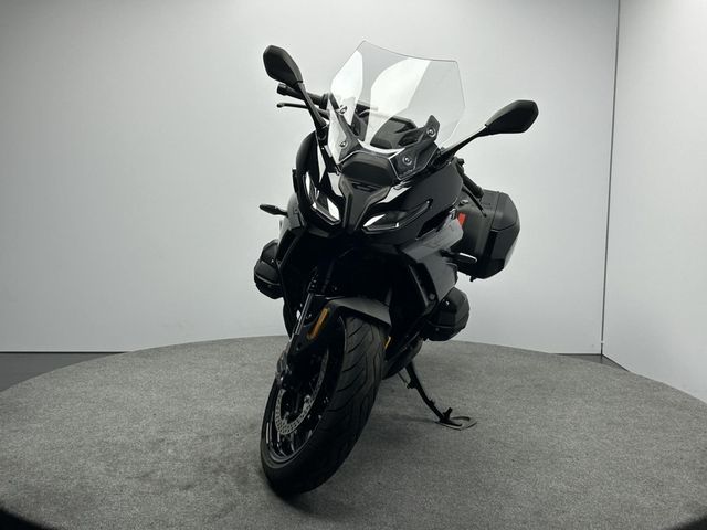 bmw - r-1300-rs