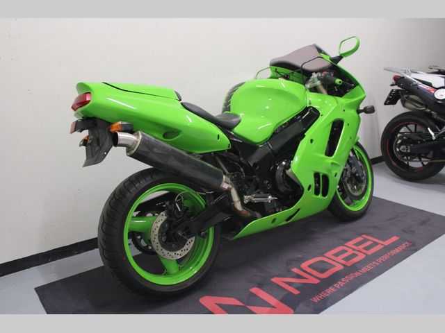 kawasaki - zx-9r-ninja