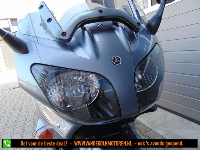 yamaha - fjr-1300