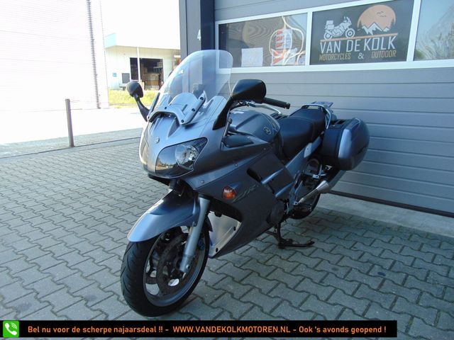 yamaha - fjr-1300