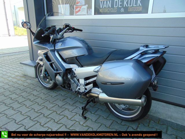 yamaha - fjr-1300
