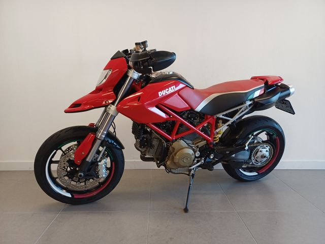 ducati - hypermotard-1100
