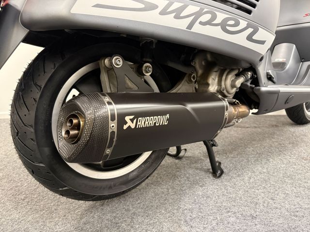 vespa - gts-300-super-sport